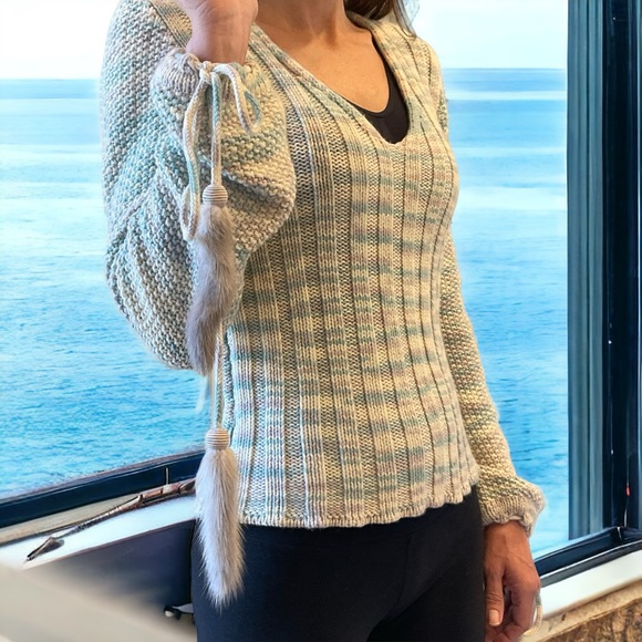 Missoni V-neck pastel sweater, fur tassel ties, classic and trending, Sz Small - Picture 3 of 15